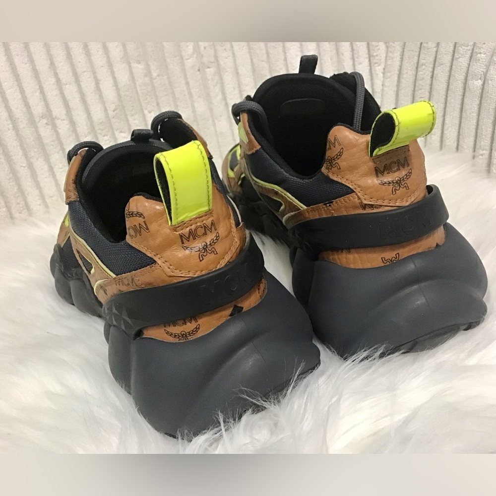 MCM Shoes - Picture 4 of 8